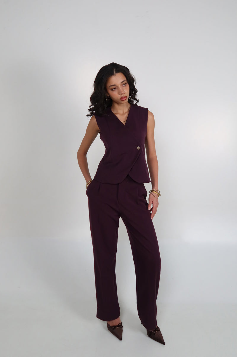 THE STRAIGHT TROUSERS - Aubergine