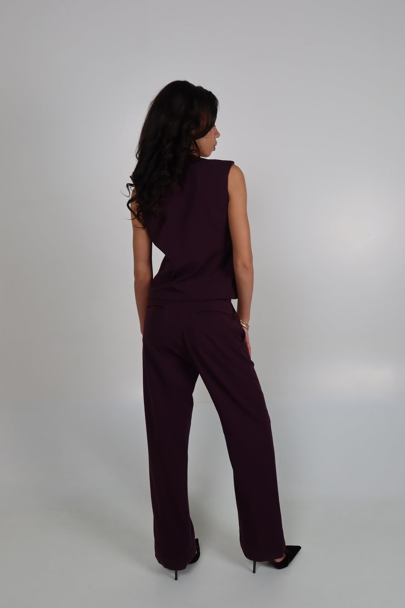 THE STRAIGHT TROUSERS - Aubergine