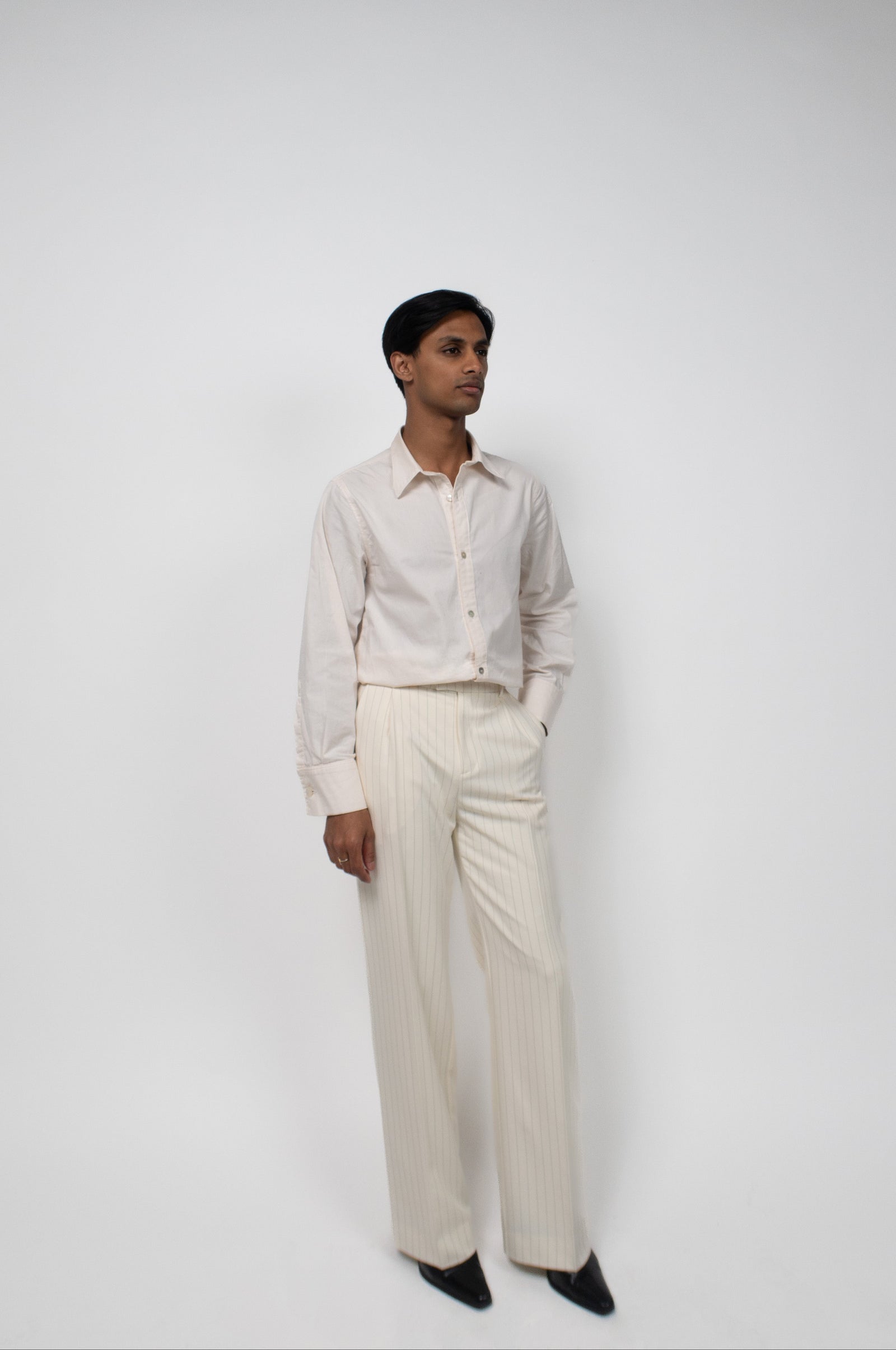THE DAREN TROUSERS PINSTRIPE - Off White