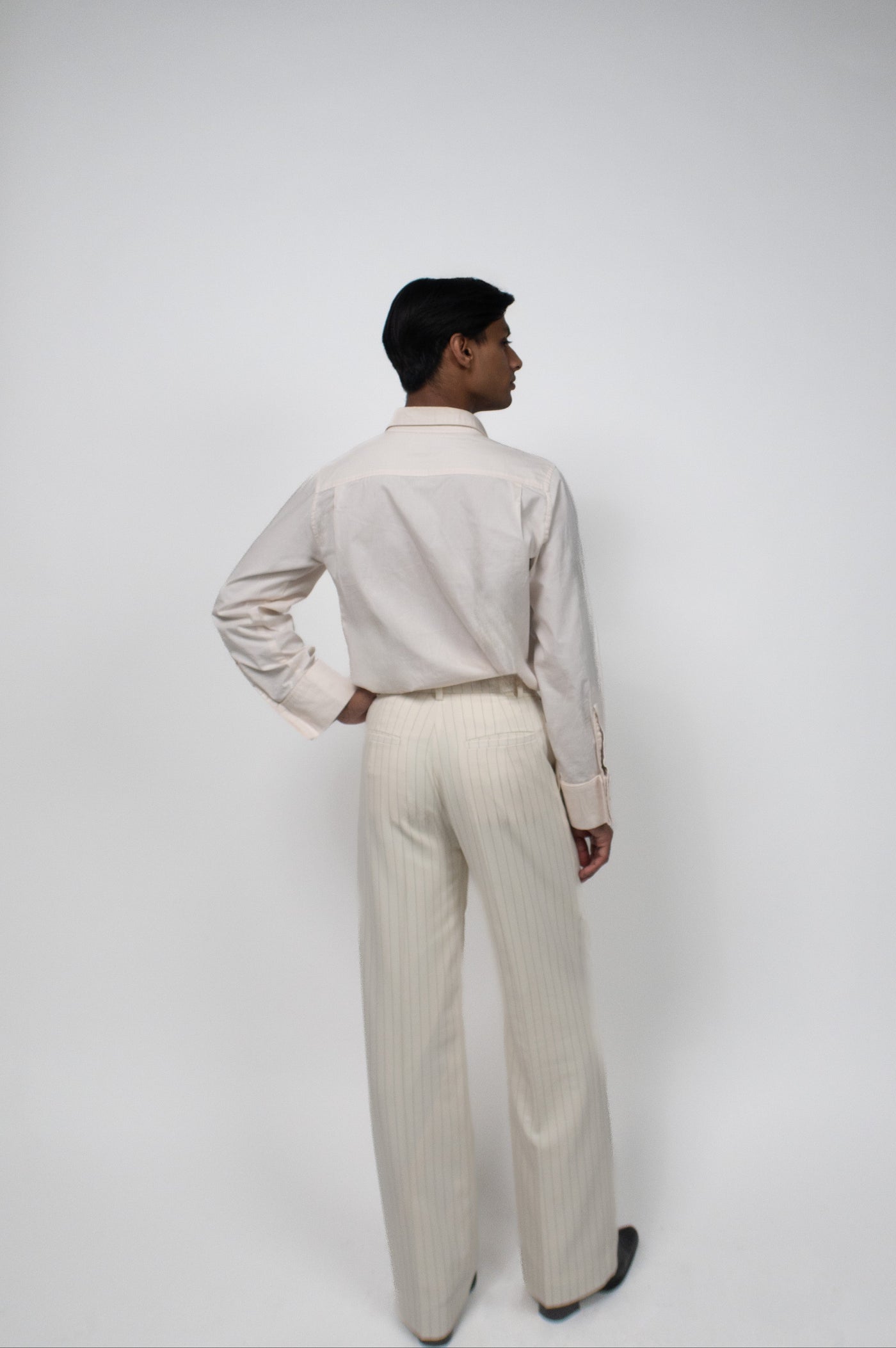 THE DAREN TROUSERS PINSTRIPE - Off White