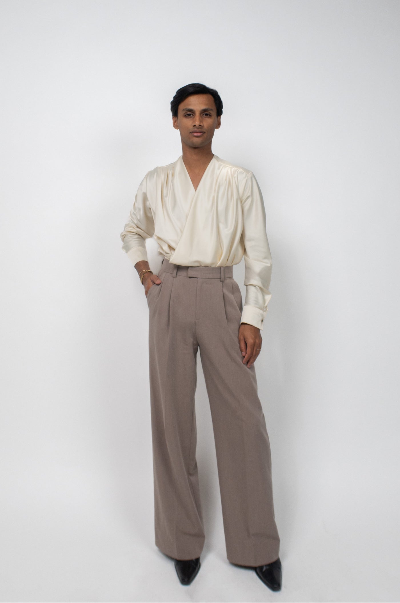 THE DAYE TROUSERS - Light Taupe