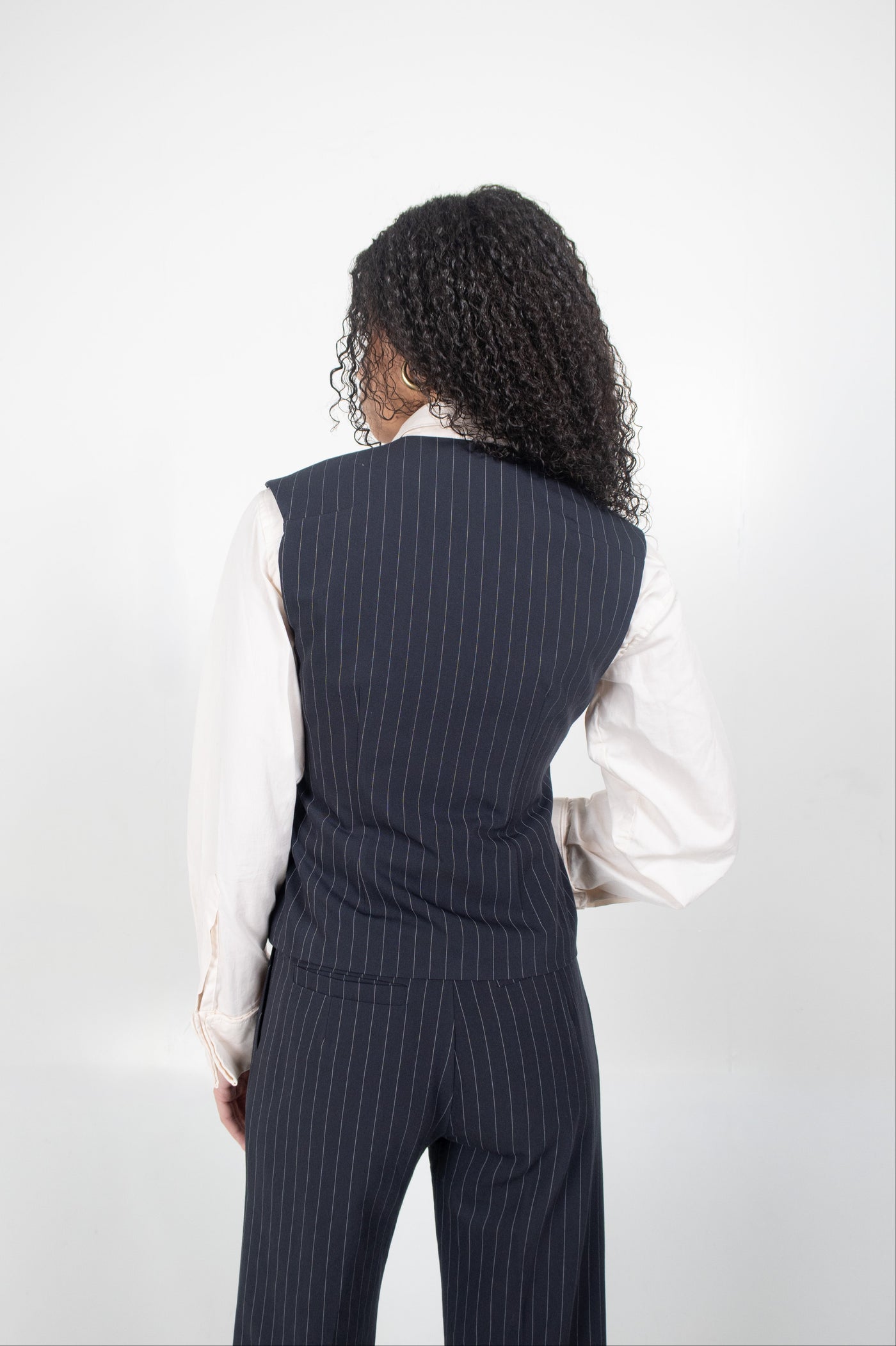 THE SHREYA GILET PINSTRIPE - Navy